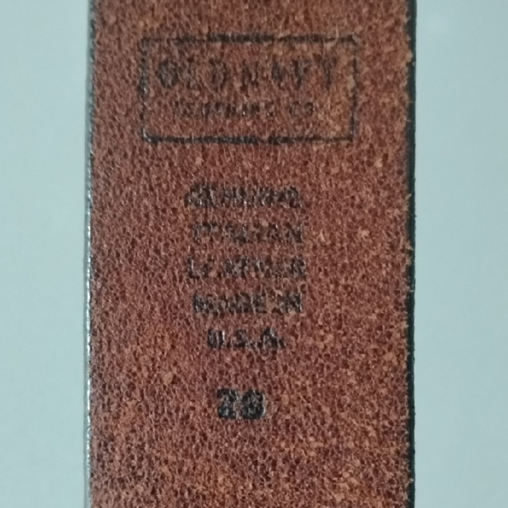 Old Navy Women's Brown Leather Belt - Picture 2 of 7